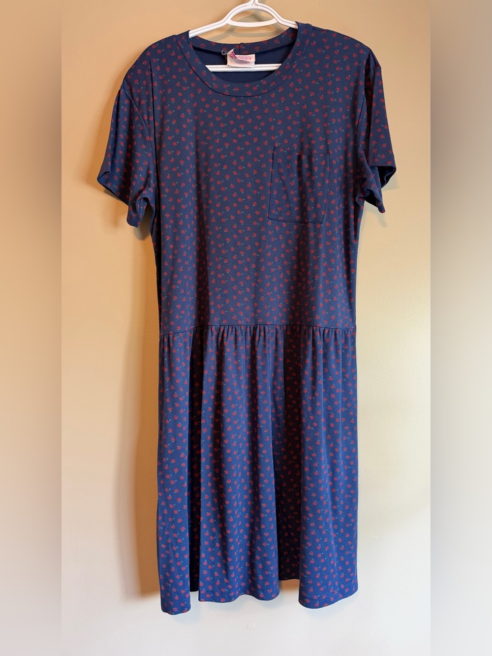 Vintage 80’s Ditsy Rose Pocket Tee Shirt Midi Dress